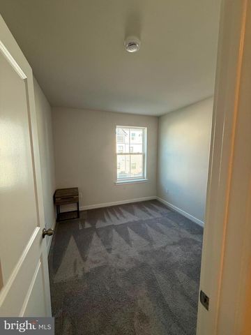 2 KUSY TER, Bridgeport, PA 19405