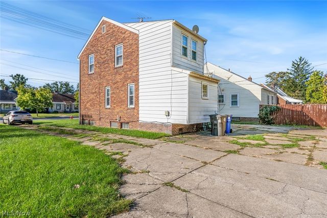17422 Puritas Avenue, Cleveland, OH 44135