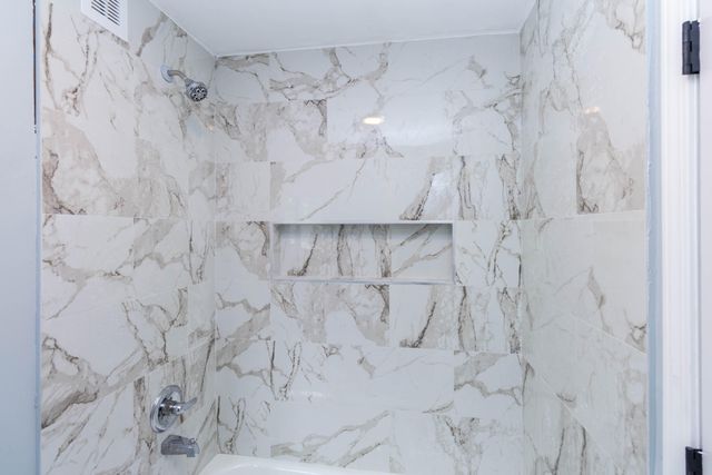 22714 Heussner Avenue, Warren, MI 48089
