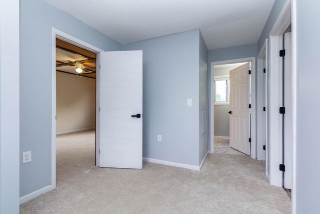22714 Heussner Avenue, Warren, MI 48089