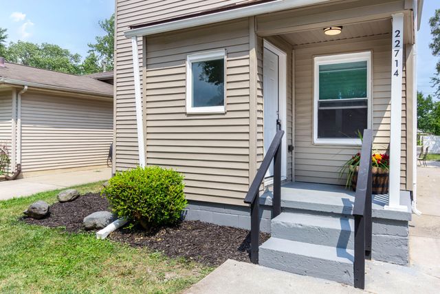 22714 Heussner Avenue, Warren, MI 48089