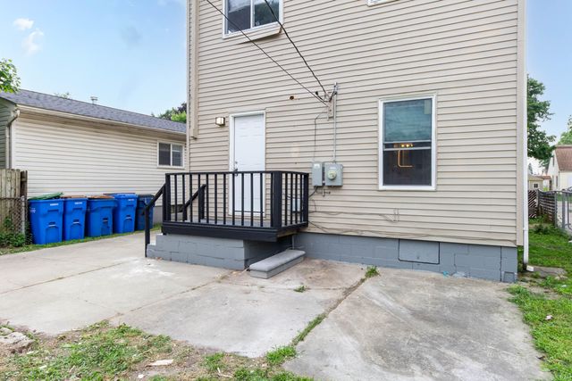 22714 Heussner Avenue, Warren, MI 48089