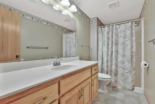 1098 Heather Drive, Woodbury, MN 55129