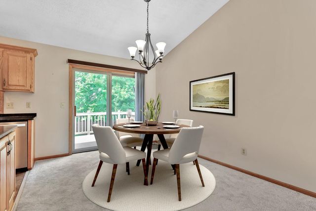 1098 Heather Drive, Woodbury, MN 55129