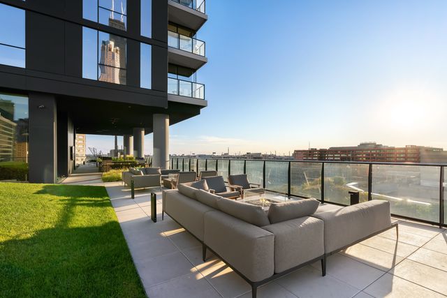 234 W Polk Street 3807, Chicago, IL 60607