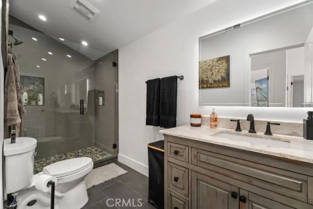1711 Sirrine, Santa Ana, CA 92705
