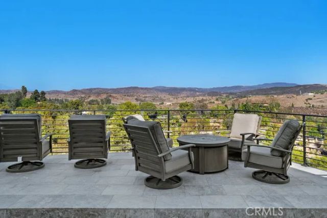 1711 Sirrine, Santa Ana, CA 92705