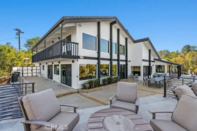 1711 Sirrine, Santa Ana, CA 92705