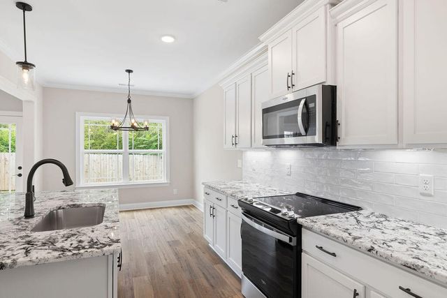 518 Winchester Drive # 82, Rossville, GA 30741