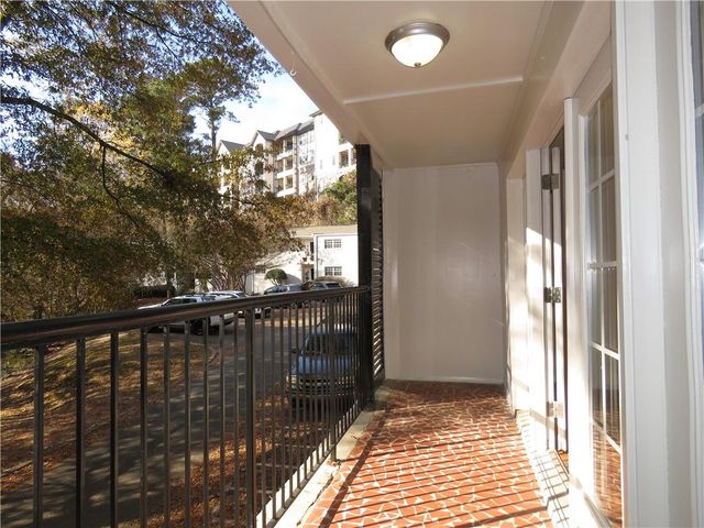 311 Peachtree Hills NE Avenue 6A, Atlanta, GA 30305