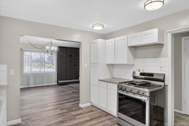 2555 W Boston Boulevard, Detroit, MI 48206