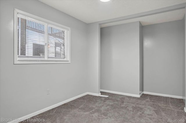 2555 W Boston Boulevard, Detroit, MI 48206