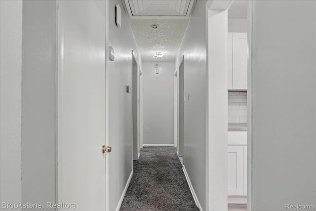 2555 W Boston Boulevard, Detroit, MI 48206