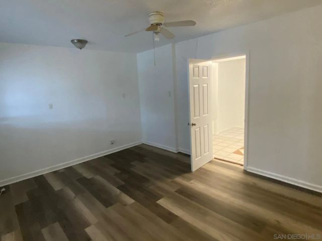 950 E Washington Ave, Escondido, CA 92025