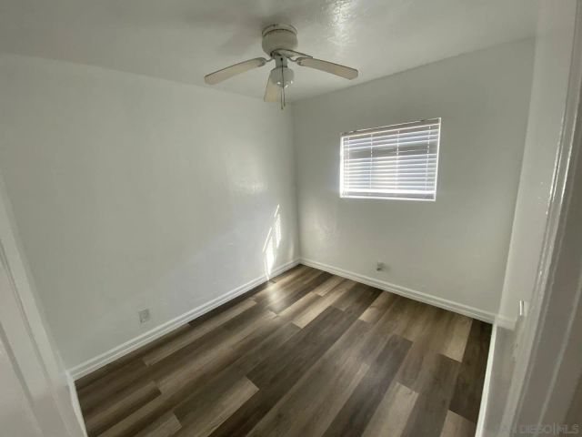 950 E Washington Ave, Escondido, CA 92025