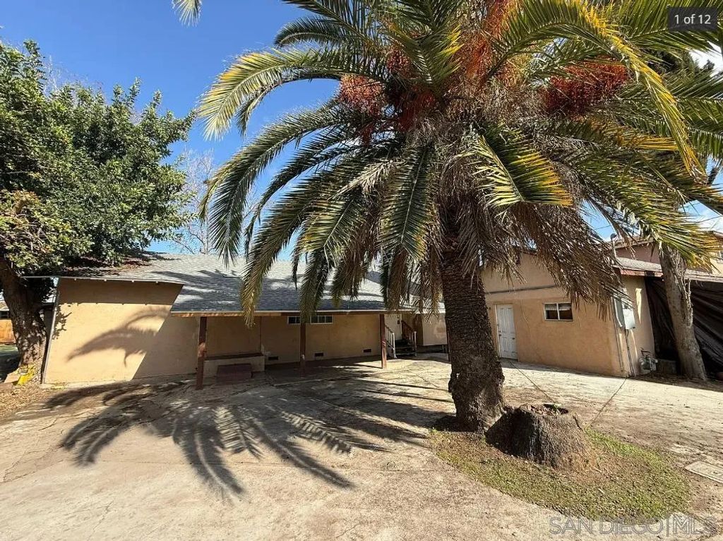 950 E Washington Ave, Escondido, CA 92025