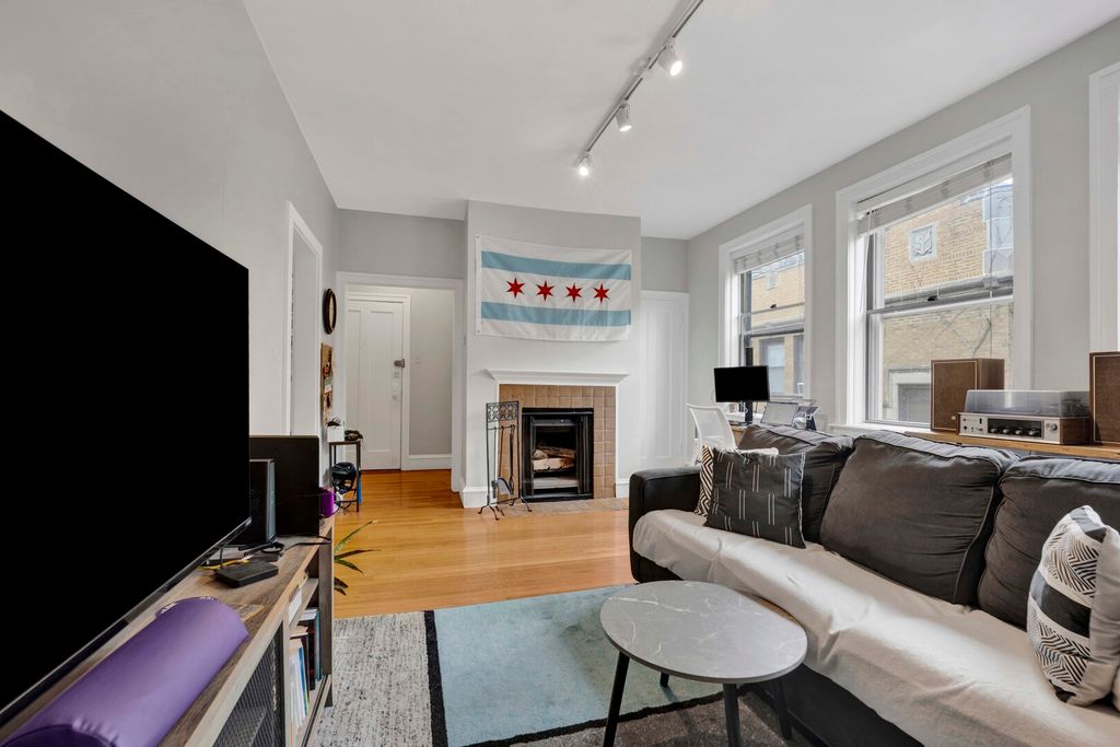 636 W Waveland Avenue 4D, Chicago, IL 60613 — photo 3