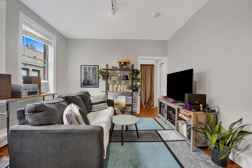 636 W Waveland Avenue 4D, Chicago, IL 60613 — photo 4