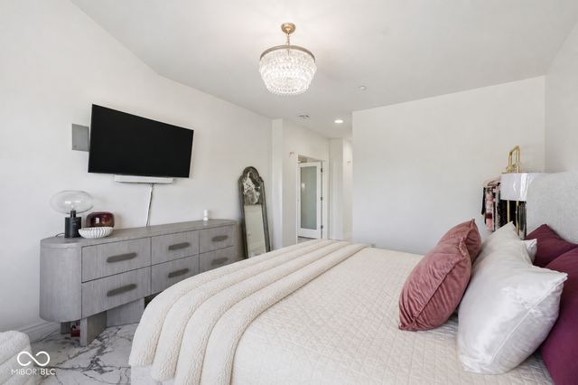 435 Virginia Avenue 302, Indianapolis, IN 46203