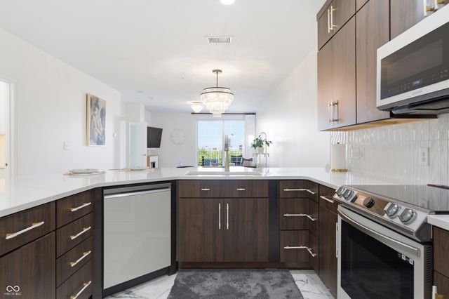 435 Virginia Avenue 302, Indianapolis, IN 46203