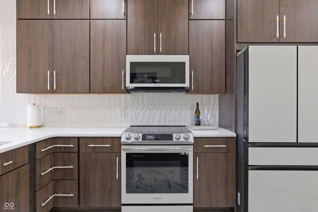 435 Virginia Avenue 302, Indianapolis, IN 46203