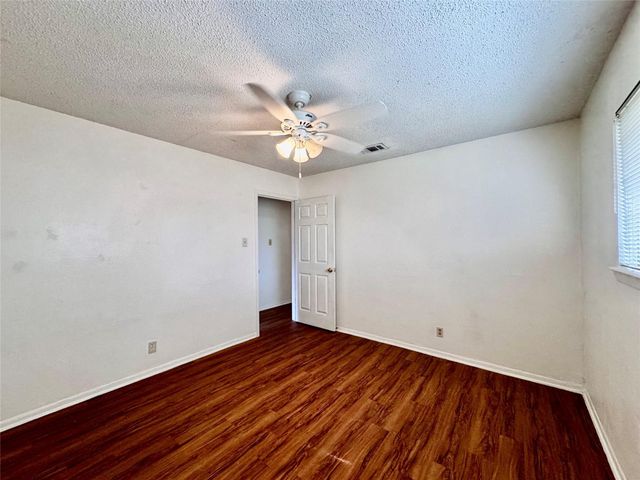 4703 Sagebrush TRL B, Austin, TX 78745