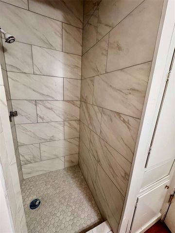 4703 Sagebrush TRL B, Austin, TX 78745