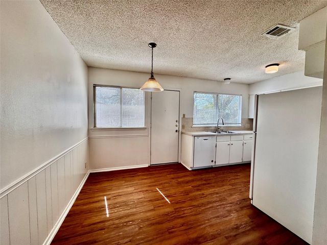 4703 Sagebrush TRL B, Austin, TX 78745