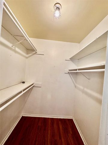 4703 Sagebrush TRL B, Austin, TX 78745