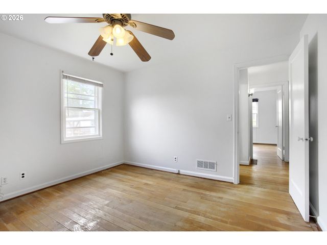6730 Ne 22ND Ave, Portland, OR 97211