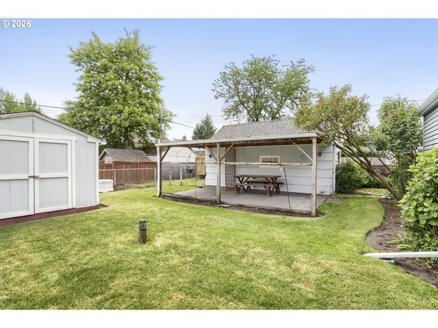 6730 Ne 22ND Ave, Portland, OR 97211