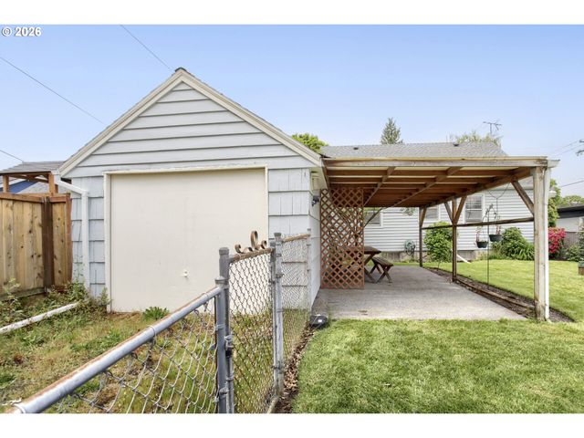 6730 Ne 22ND Ave, Portland, OR 97211