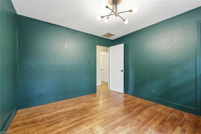 2814 Dellwood Drive, Greensboro, NC 27408