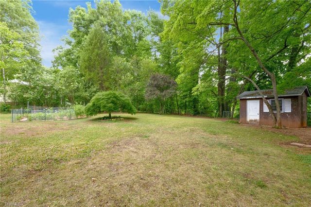 2814 Dellwood Drive, Greensboro, NC 27408