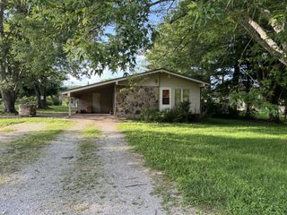 72 Sherwood Vale Cir, Mcminnville, TN 37110