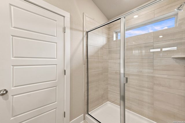 10726 YELLOWTAIL BLVD, Boerne, TX 78006