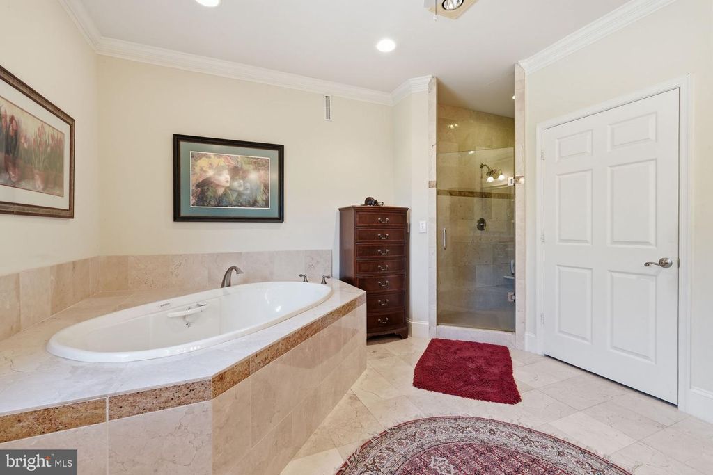Image 29 of property listing at 14804 TURKEY FOOT RD, Darnestown, MD 20878