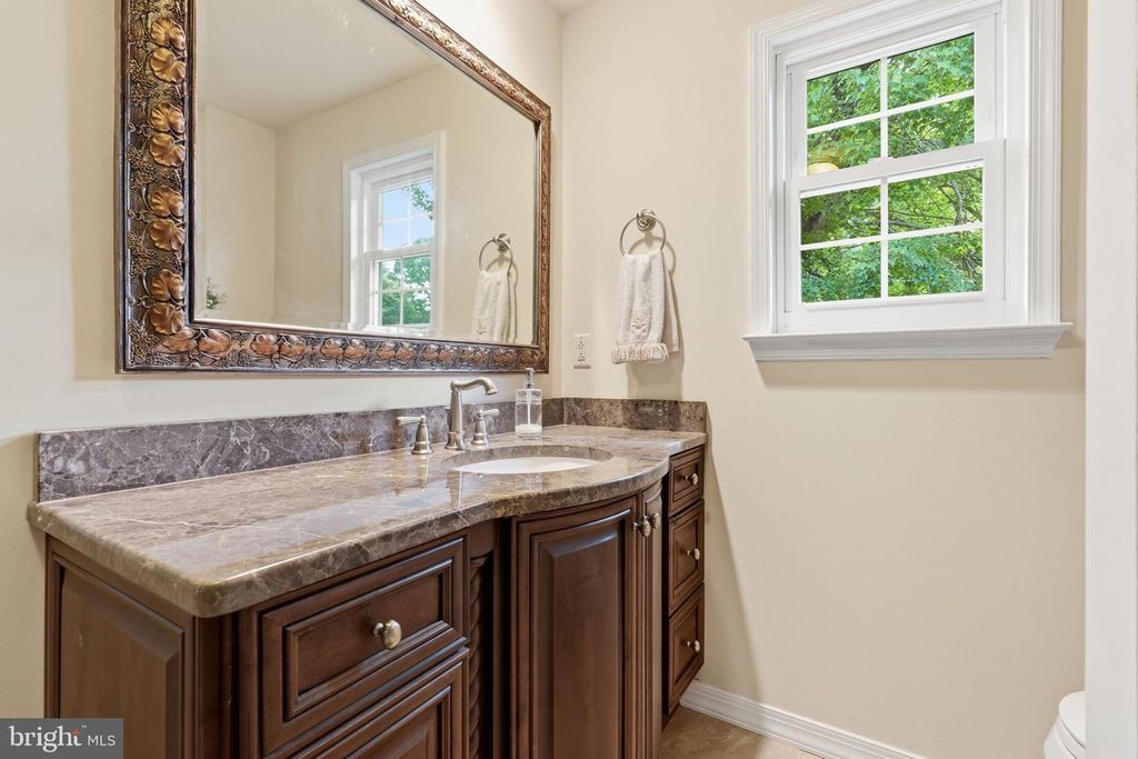 Image 34 of property listing at 14804 TURKEY FOOT RD, Darnestown, MD 20878