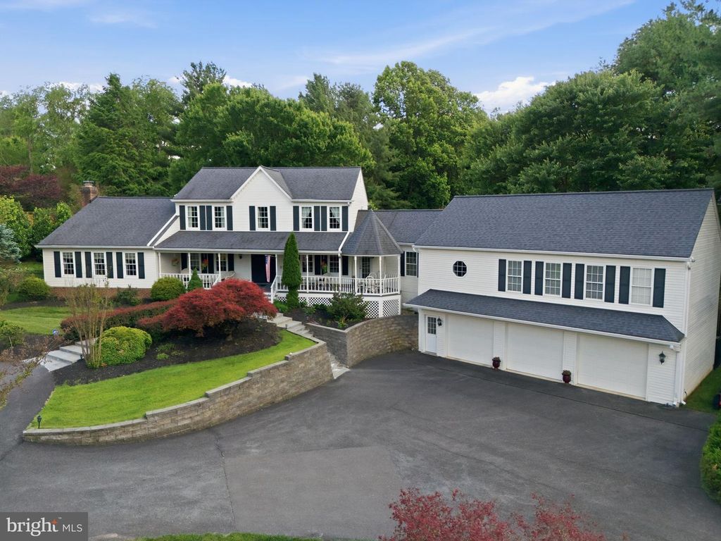 Image 55 of property listing at 14804 TURKEY FOOT RD, Darnestown, MD 20878
