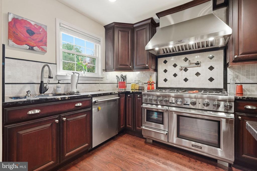 Image 8 of property listing at 14804 TURKEY FOOT RD, Darnestown, MD 20878