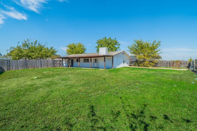 4312 Woodbluff Drive, Mesquite, TX 75150
