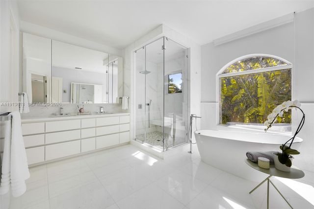 2760 Brickell Court 2760, Miami, FL 33129