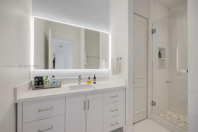 2760 Brickell Court 2760, Miami, FL 33129