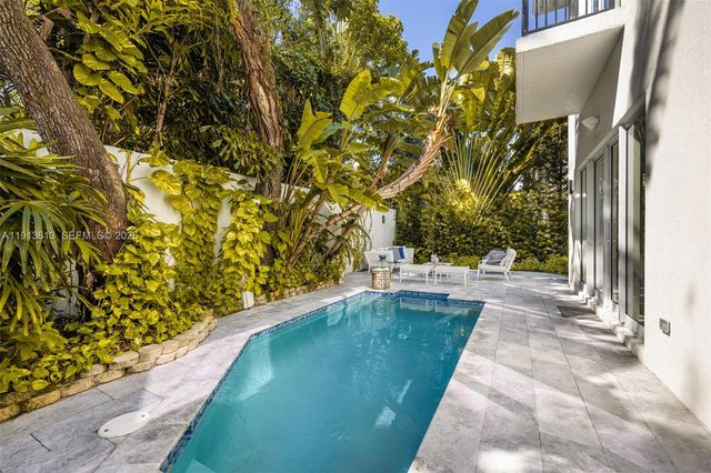 2760 Brickell Court 2760, Miami, FL 33129