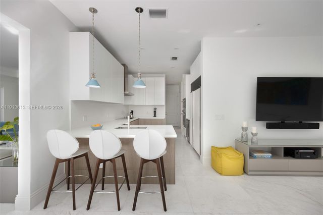 2760 Brickell Court 2760, Miami, FL 33129