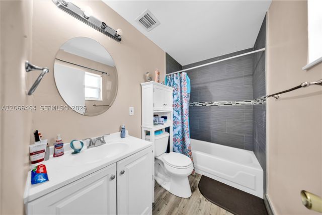 3291 NW 207th St, Miami Gardens, FL 33056