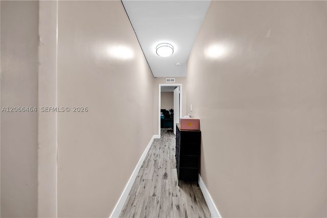 3291 NW 207th St, Miami Gardens, FL 33056