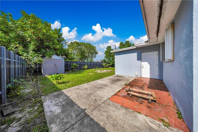 3291 NW 207th St, Miami Gardens, FL 33056