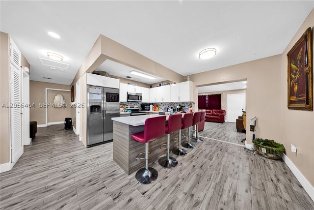3291 NW 207th St, Miami Gardens, FL 33056
