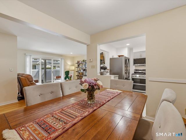 175 South End Road B13, East Haven, CT 06512